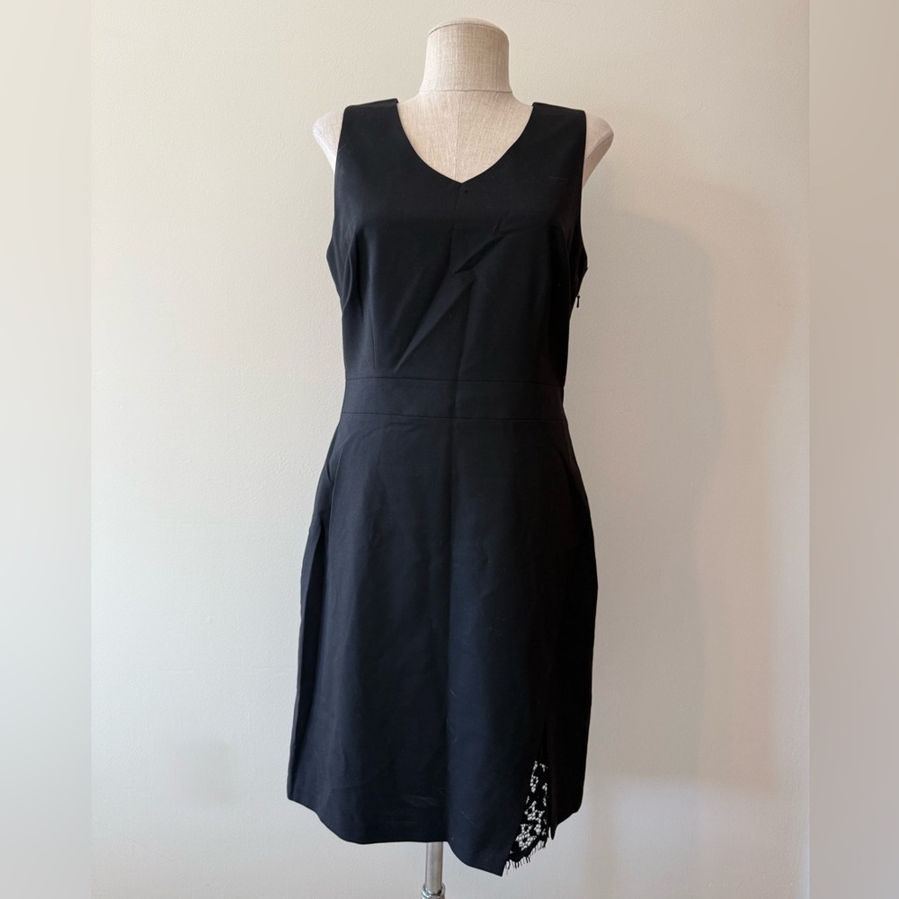41 Hawthorn Montgomery Lace Detail Dress - Picture 1 of 7